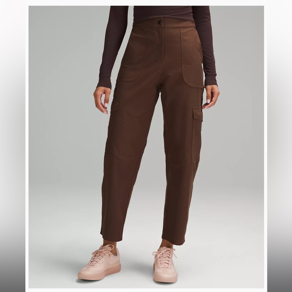 Lululemon Utilitech Cargo Pocket High Rise Pant